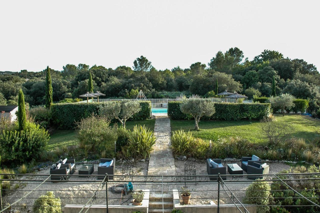 Hotel Restaurant Le Gardon - Pont Du Gard Collias Exteriör bild